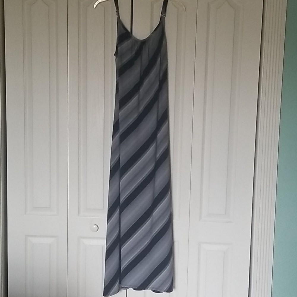 Women's dress